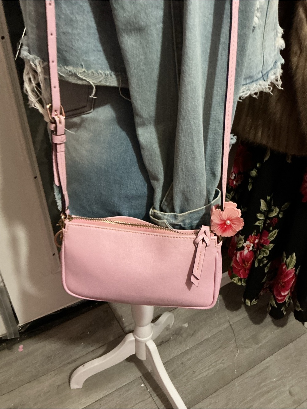 Dooney & Bourke Pink Crossbody Bag with Gold Charm Chain - Picture 3 of 5